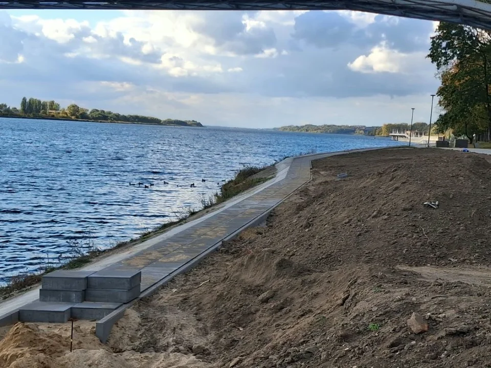 Za mostem powstają nowe atrakcje nad Wisłą