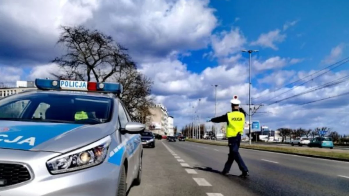 Samochód pędził w zabudowanym. Za kierownicą... nastolatek! Sprawa trafiła do sądu
